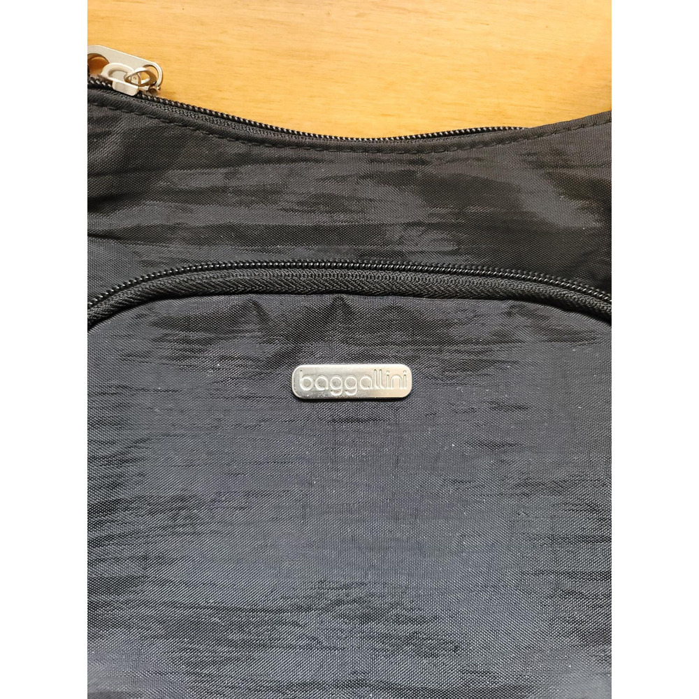 Baggallini Black Crossbody Purse - Picture 3 of 6